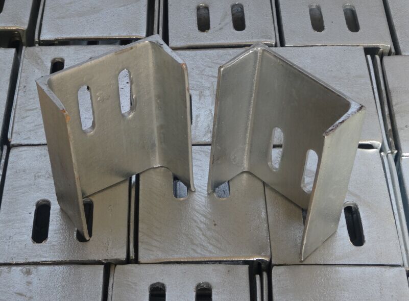 灞桥加厚锌热镀锌槽钢